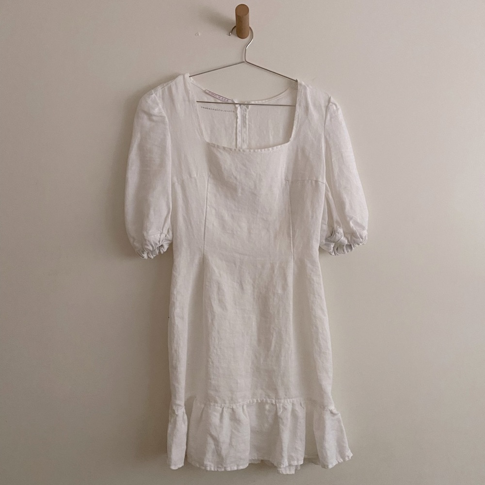 Sustainable by Maria white linen mini dress size small never worn
